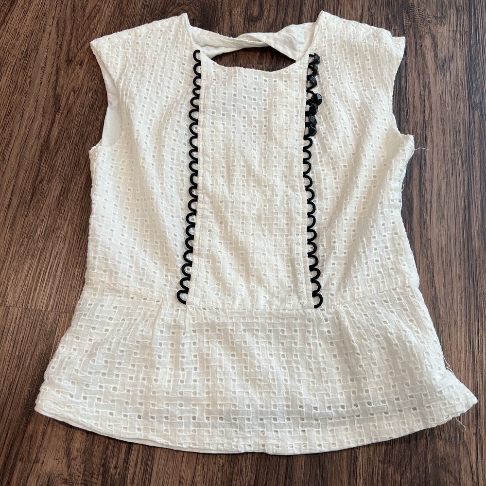 twinkle by wenlan White Eyelet shirt blouse top size 4